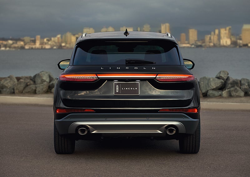 The rear lighting of the 2024 Lincoln Corsair® SUV spans the entire width of the vehicle. | Parks Lincoln of Gainesville in Gainesville FL