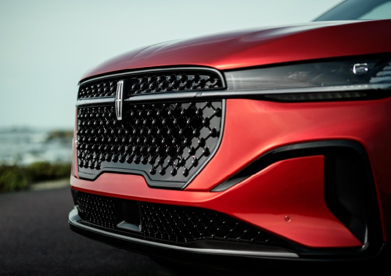 The sleek grille of a 2024 Lincoln Nautilus® SUV with the available Jet Appearance Package makes a bold statement. | Parks Lincoln of Gainesville in Gainesville FL